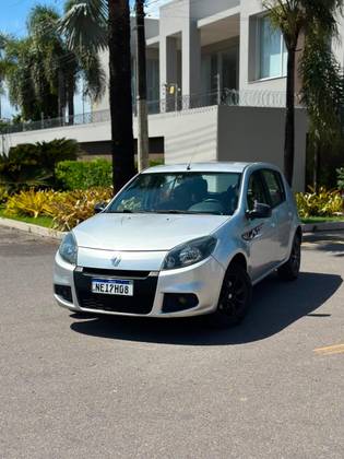 RENAULT SANDERO 1.6 GT LINE LIMITED FLEX 4P MANUAL RENAULT SANDERO 1.6 GT LINE LIMITED FLEX 4P MANUAL